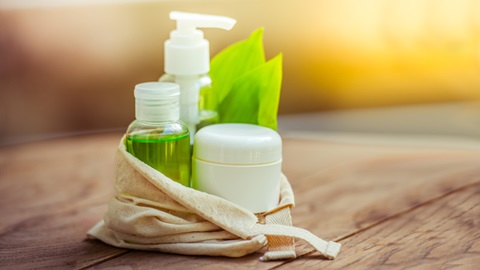 3 embalagens de cosméticos naturais